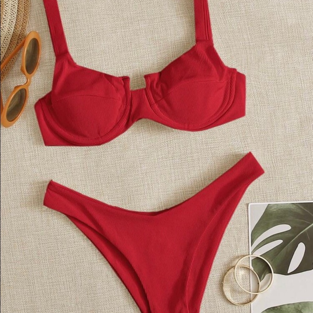 Rib underwire high cut bikini swimsuit